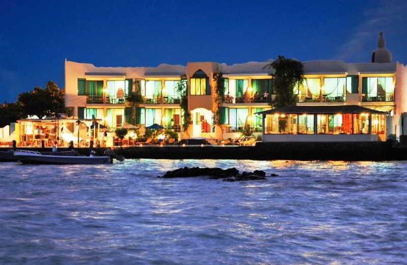 Hotel Solymar Puerto Ayora  Exterior photo