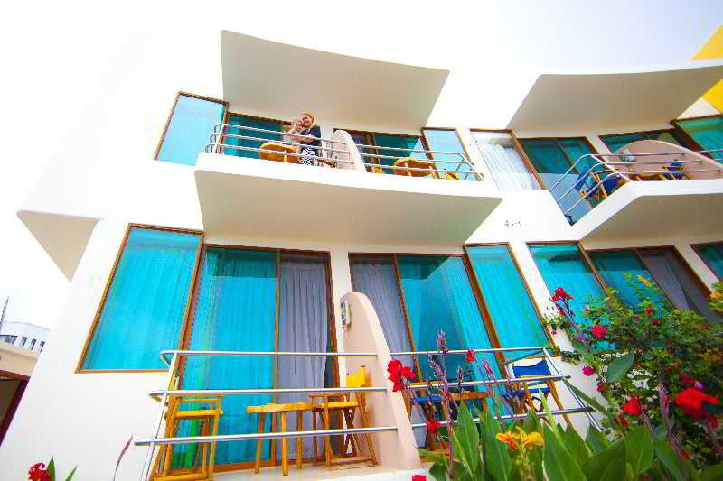 Hotel Solymar Puerto Ayora  Exterior photo