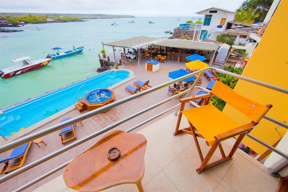 Hotel Solymar Puerto Ayora  Exterior photo
